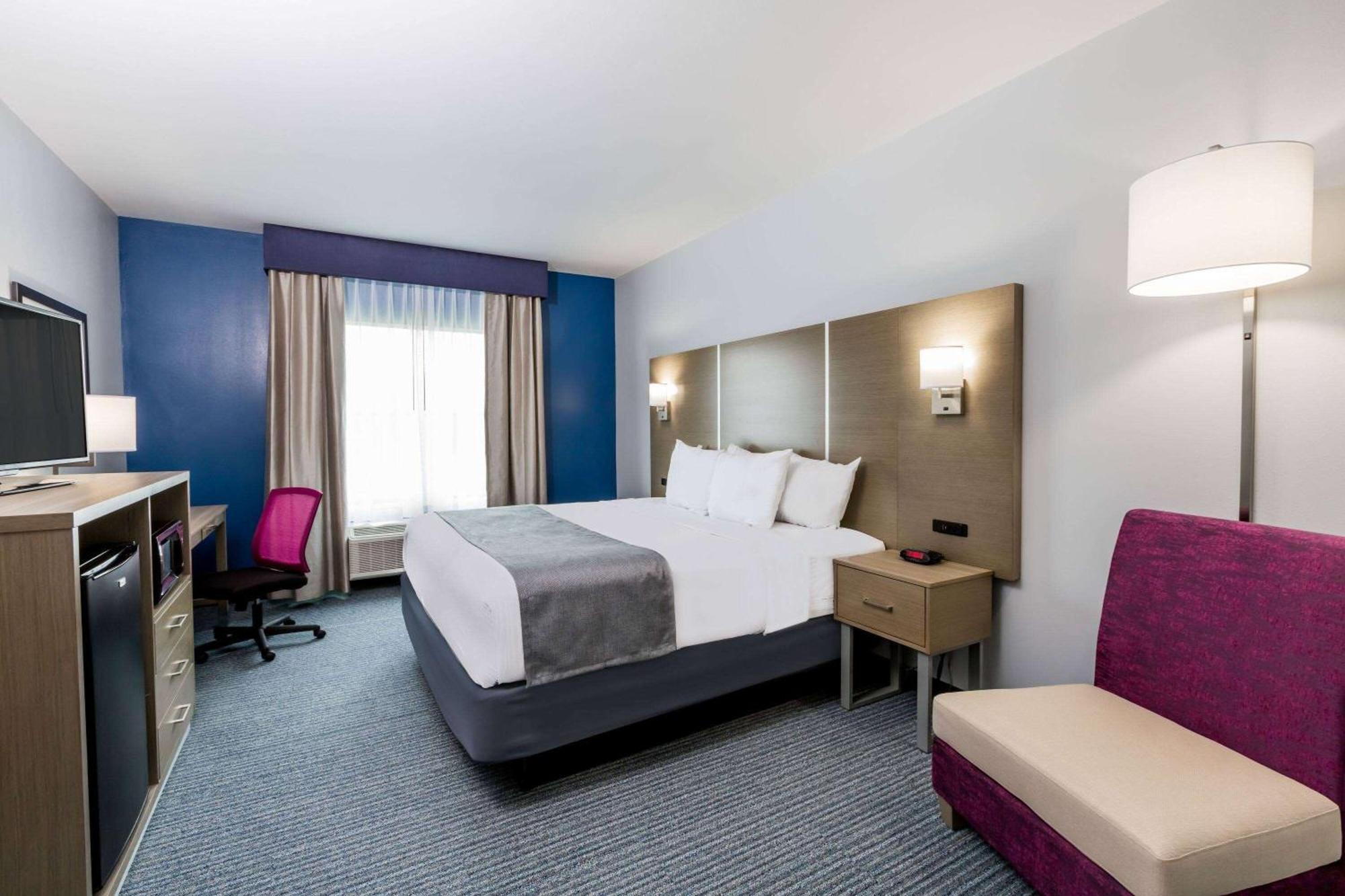 Days Inn & Suites By Wyndham Houston Nw Cypress Kültér fotó