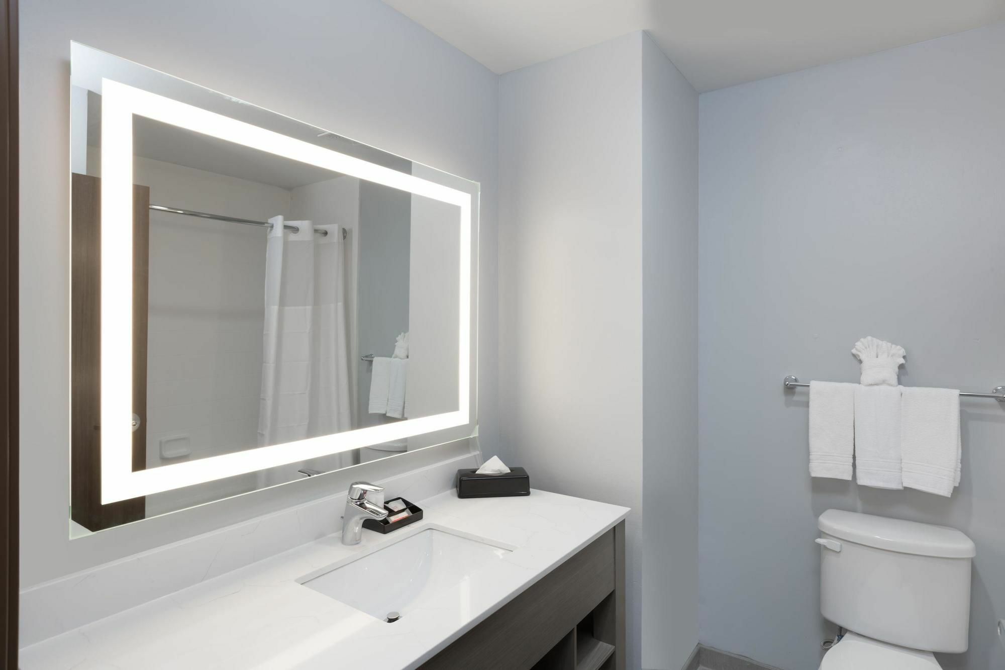 Days Inn & Suites By Wyndham Houston Nw Cypress Kültér fotó
