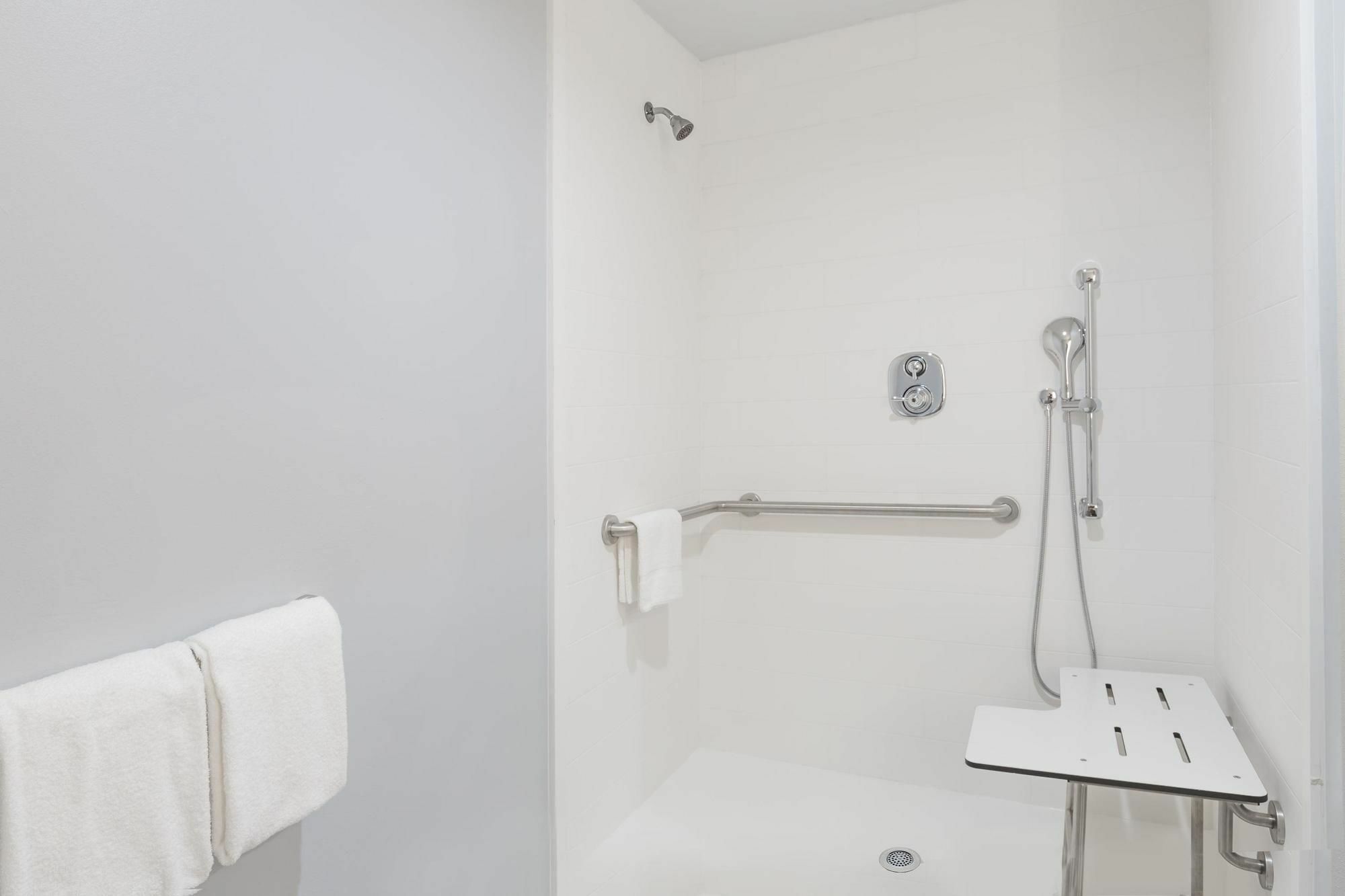 Days Inn & Suites By Wyndham Houston Nw Cypress Kültér fotó